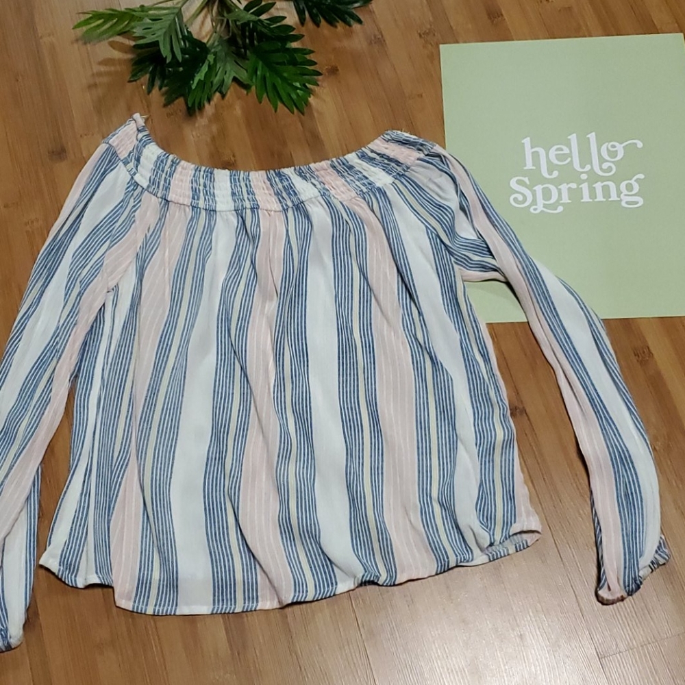 NWT CAPE JUBY OFF THE SHOULDER BLOUSE